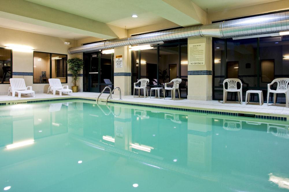 Holiday Inn Express Syracuse Airport By Ihg North Syracuse Ngoại thất bức ảnh