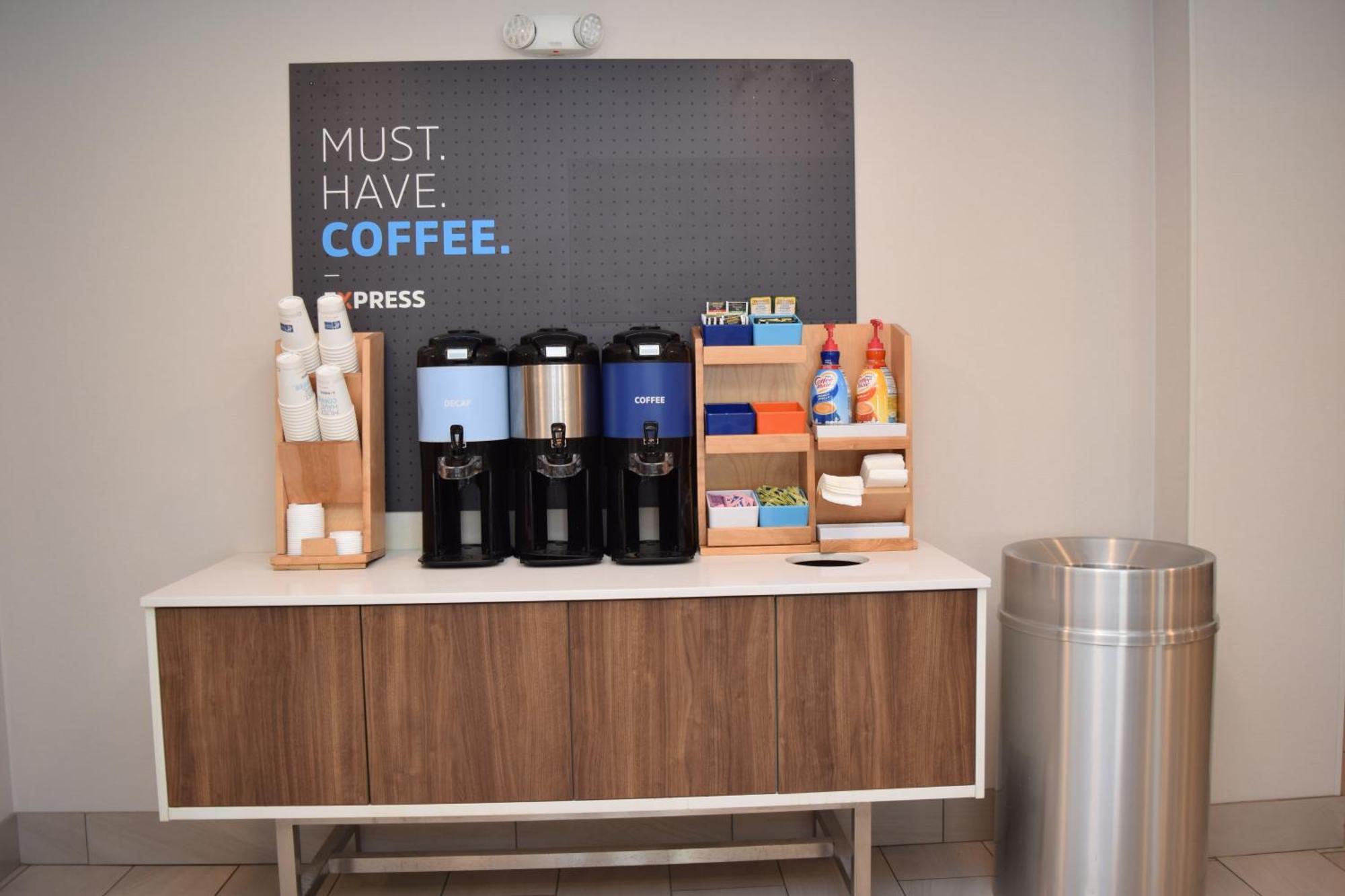 Holiday Inn Express Syracuse Airport By Ihg North Syracuse Ngoại thất bức ảnh