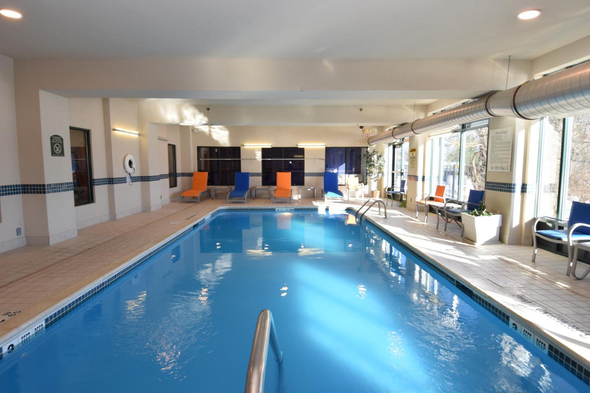 Holiday Inn Express Syracuse Airport By Ihg North Syracuse Ngoại thất bức ảnh