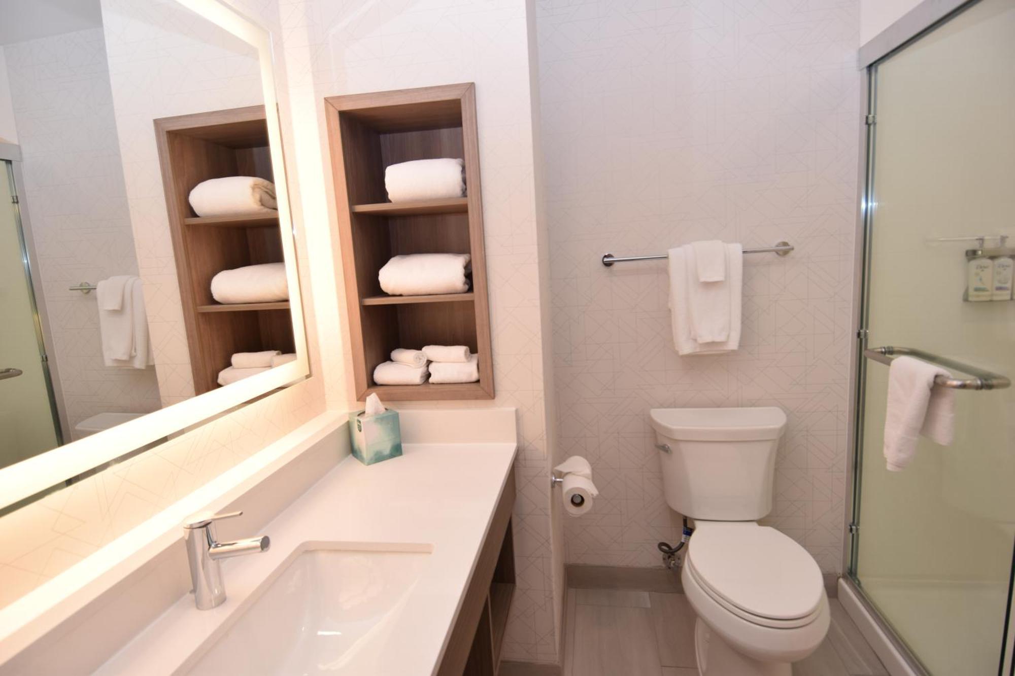 Holiday Inn Express Syracuse Airport By Ihg North Syracuse Ngoại thất bức ảnh