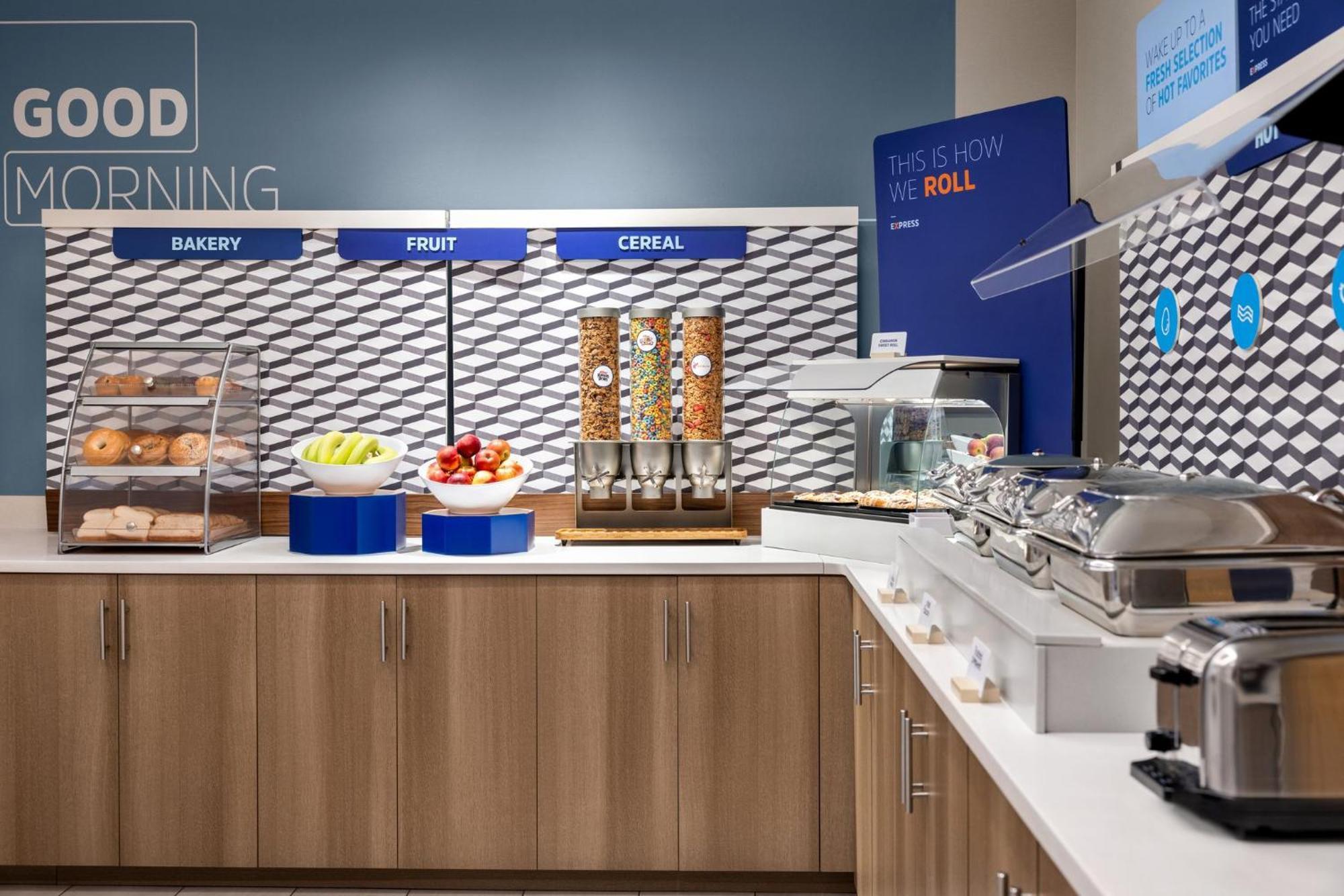 Holiday Inn Express Syracuse Airport By Ihg North Syracuse Ngoại thất bức ảnh