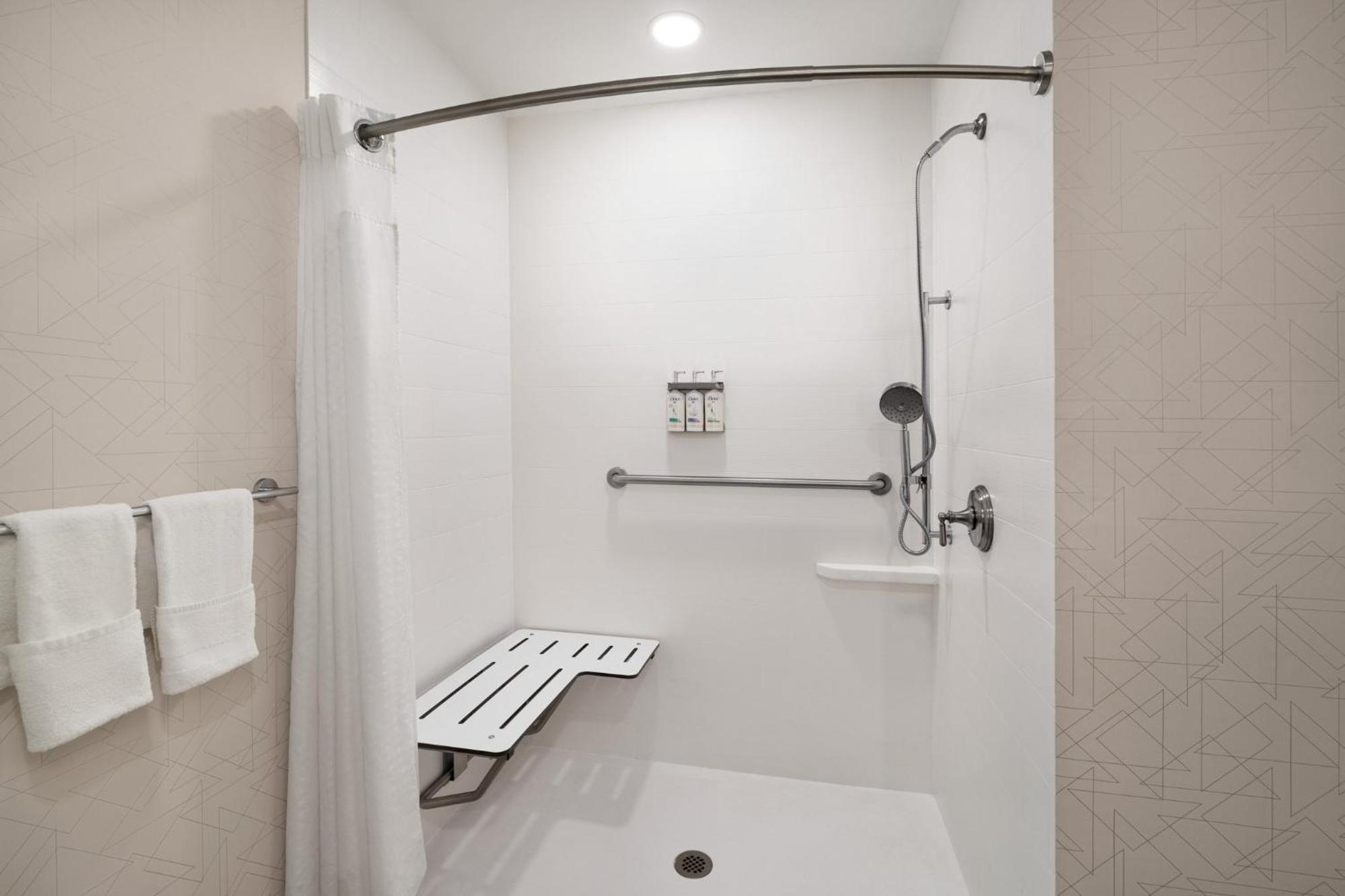 Holiday Inn Express Syracuse Airport By Ihg North Syracuse Ngoại thất bức ảnh